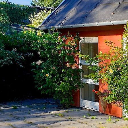 Farmors Hus Aparthotel Rude  Buitenkant foto