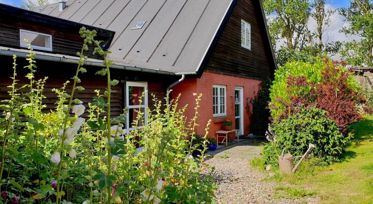 Farmors Hus Aparthotel Rude  Buitenkant foto