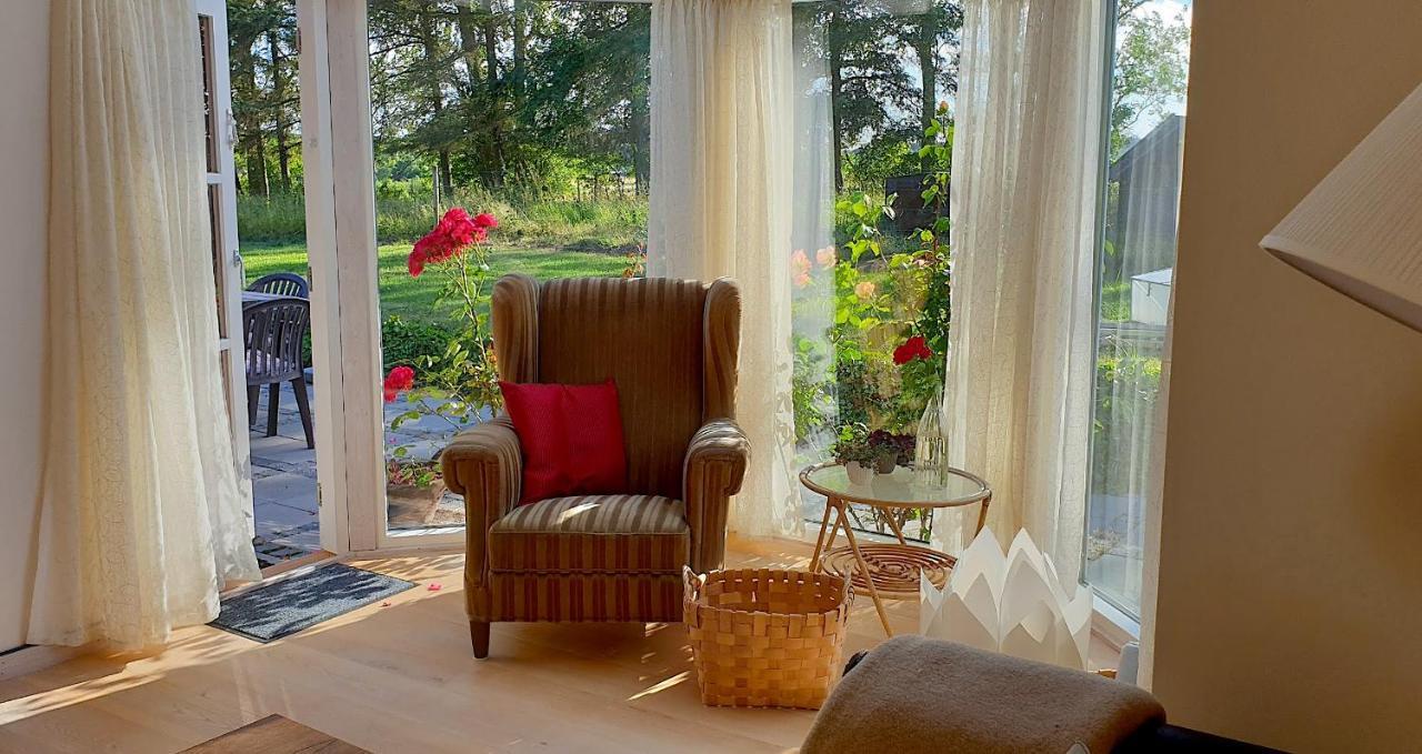 Farmors Hus Aparthotel Rude  Buitenkant foto
